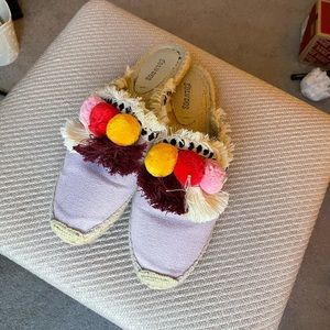 Soludos Pom Pom mules